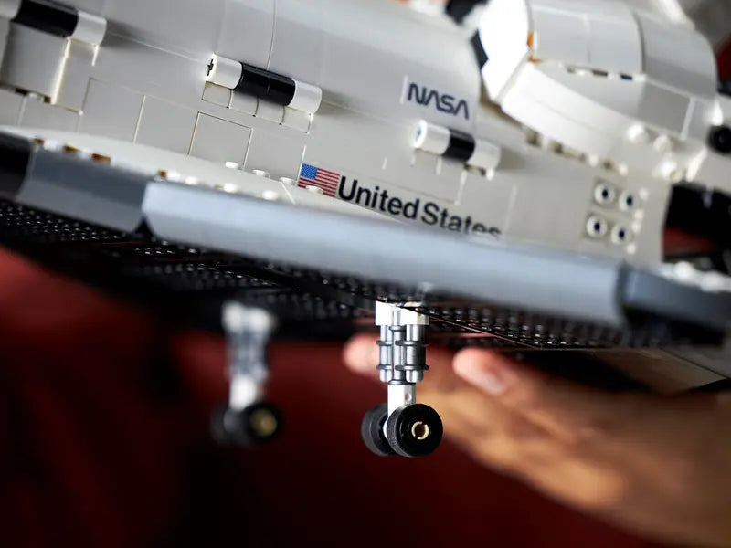 LEGO 10283 | NASA Space Shuttle Discovery